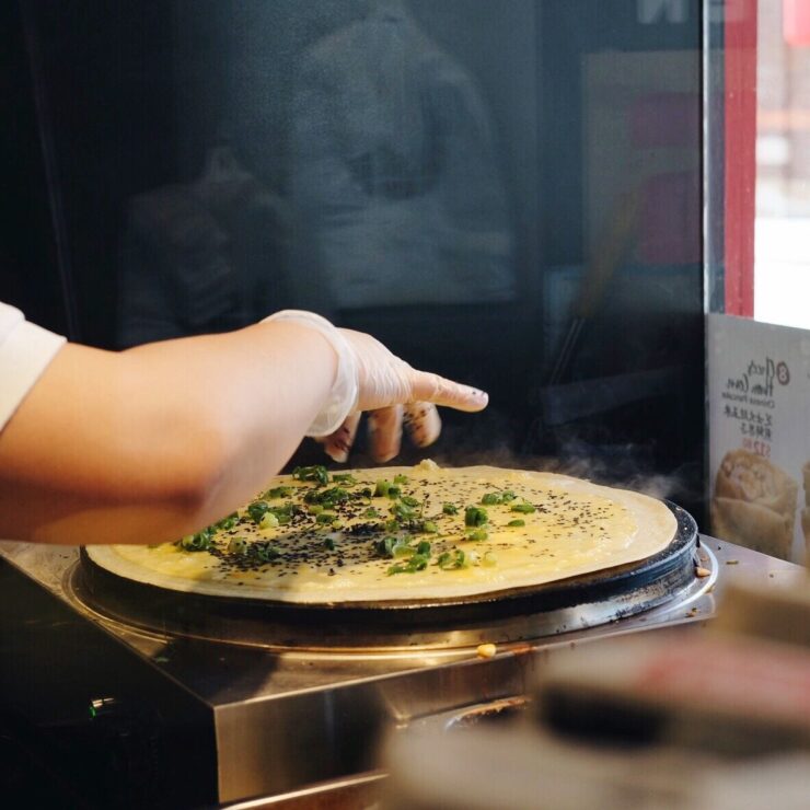 Jianbing (chinesische Crêpes): Ein beliebtes Frühstücksgericht für Touristen
